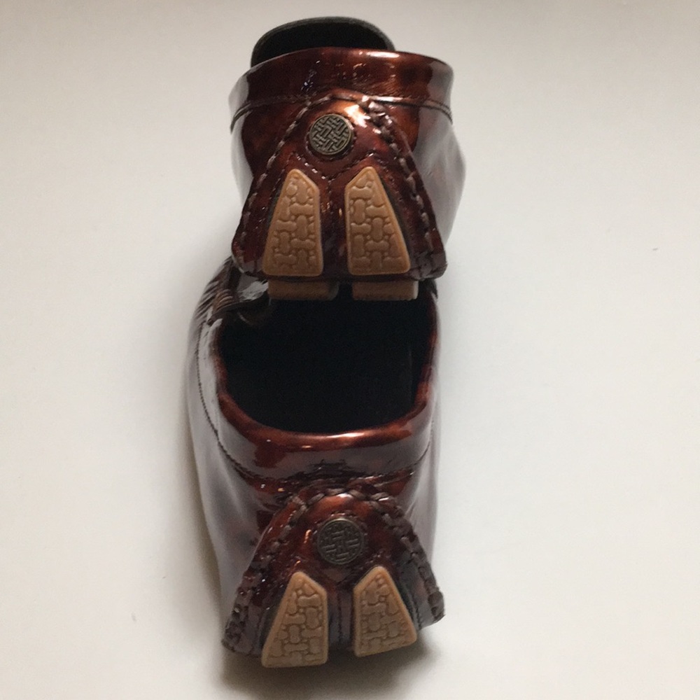 Cole Hahn Tortoise Patent Driving Mocs. Size 6